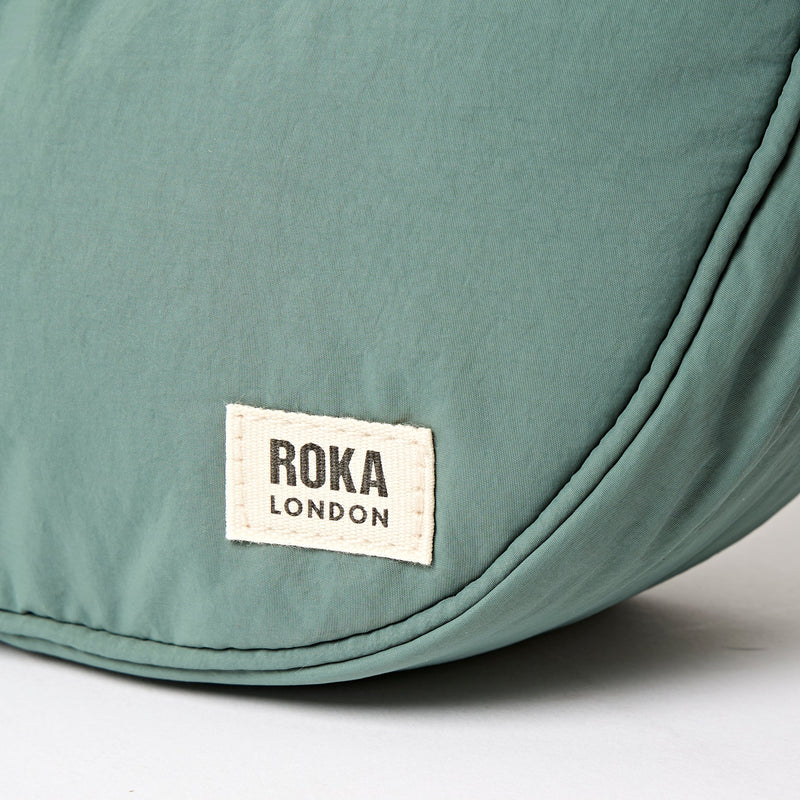 Farringdon Taslon - Artic