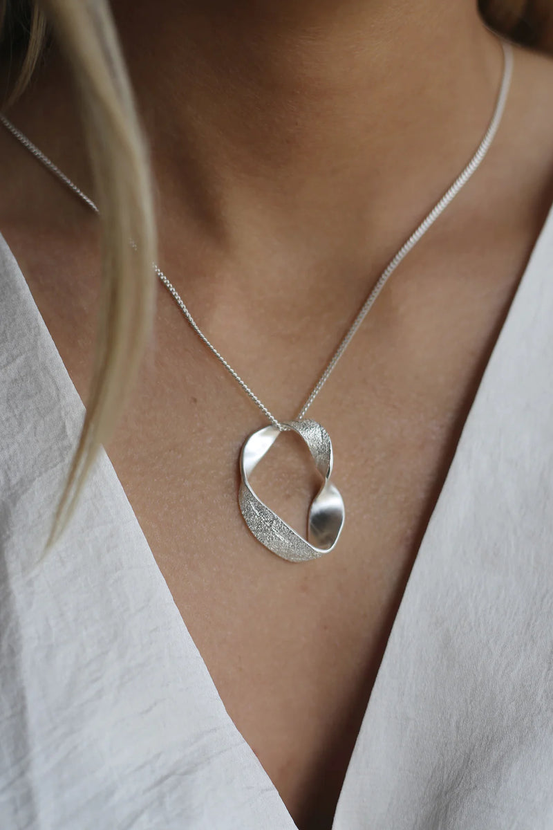 Arise Necklace - Silver