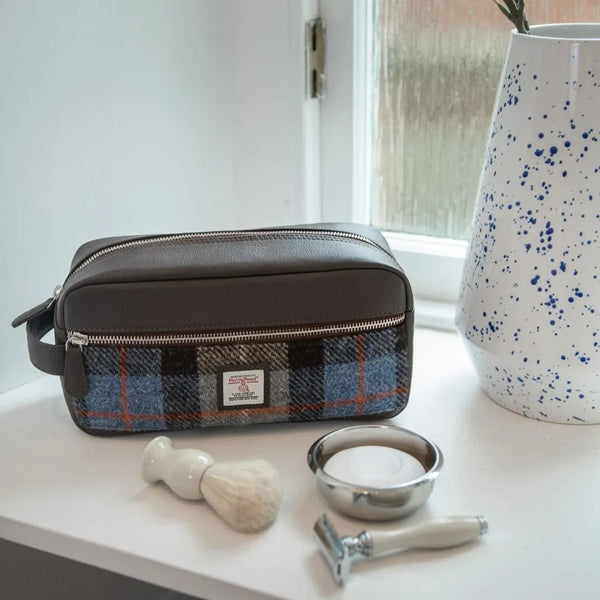 Harris Tweed Wash Bag - Blue/Brown Check