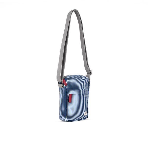 Bond Chunky Pocket Crossbody -Blue Hickory