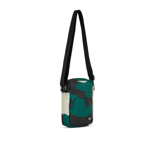 Bond Chunky Pocket Crossbody -Urban Rose Camo