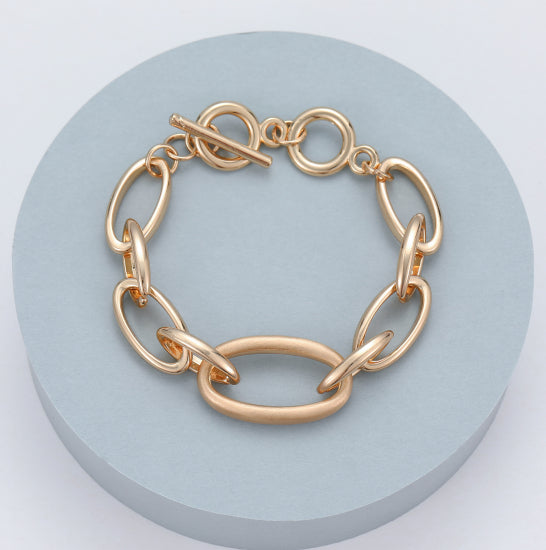Gold Oval Shapes Bracelet