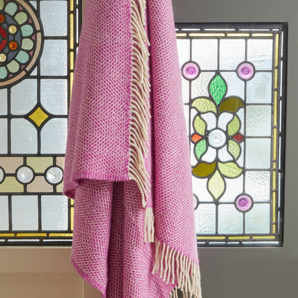 Lifestyle Beehive Throw - Rosa