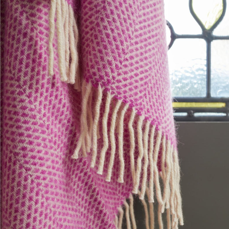 Lifestyle Beehive Throw - Rosa