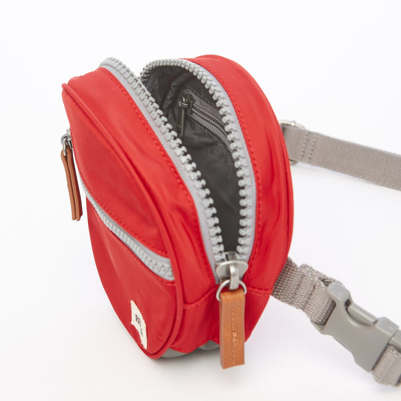 Paddington D Sustainable Hip Bag - Cranberry